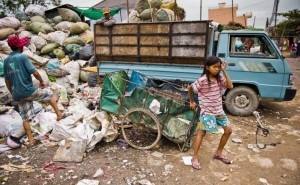 passerellesnumeriques_context_slums-1024x681