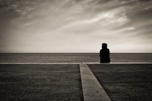 femme-solitude